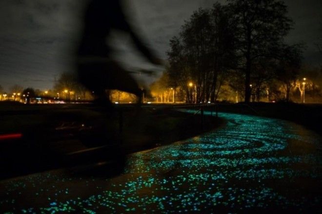 Светящаяся велодорожка d честь Винсента Ван Гога (Van Gogh–Roosergaarde Bicycle Path), Ейндховен, Нидерланды