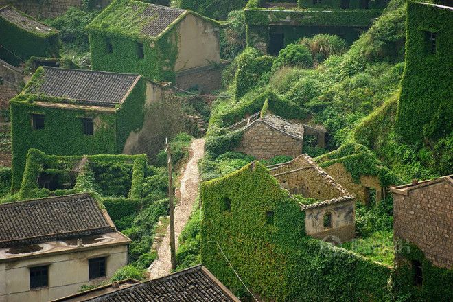 Abandoned Fishing Village In Shengsi, China