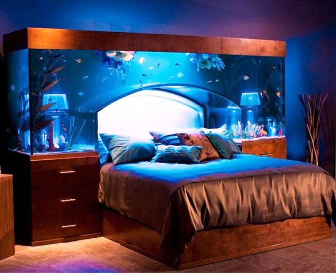 Кровать в виде аквариума