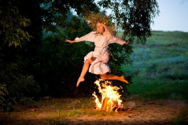 Праздник Ивана Купала на Руси сопровождался любовными игрищами Фото mtdataru