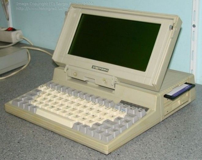 «Электроника МС-1504» - первый советский ноутбук.