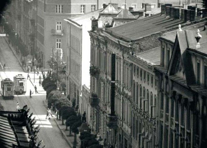 Улица Старовисльна, Кшиштоф Жира, «Довоенный Краков. Самые красивые фотографии»