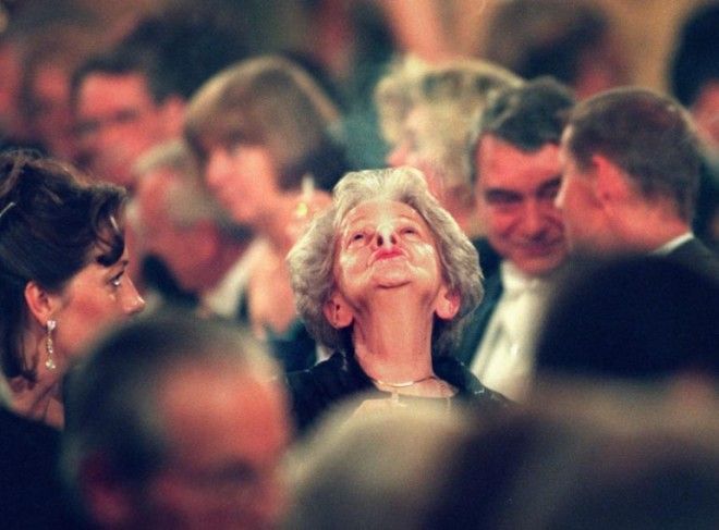 Wisława Szymborska na gali z okazji przyznania Nagrody Nobla, Town Hall, Sztokholm, 1996, fot. Soren Andersson / AP / East News