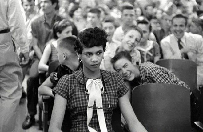 19 Дороти Каунтс первая чернокожая девушка посещающая школу для белых в США война история память