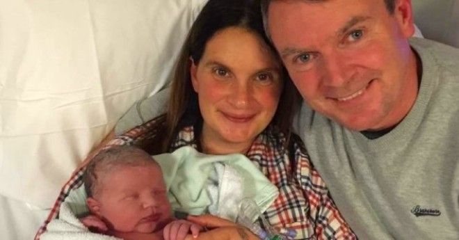 42летняя британка родила 20го ребенка 