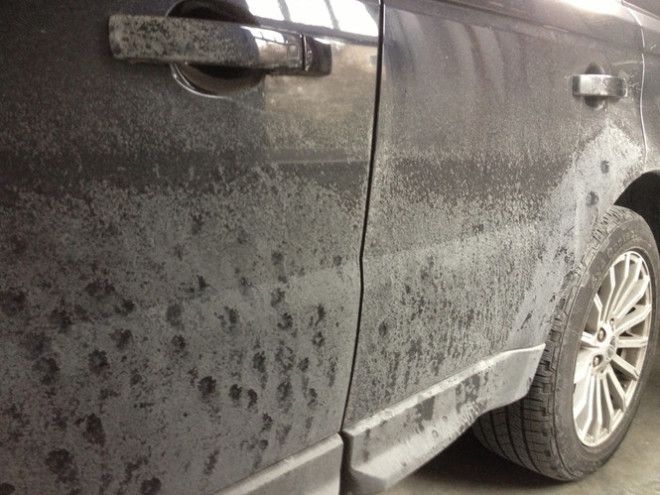 Почему мыть машину зимой не просто можно, а нужно