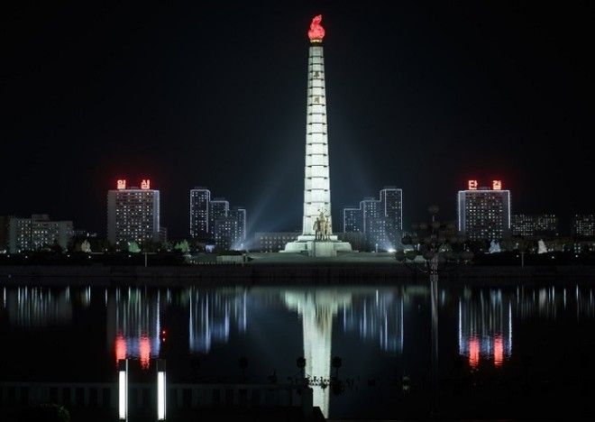 Новые фото из Северной Кореи доказывают что там всё постарому