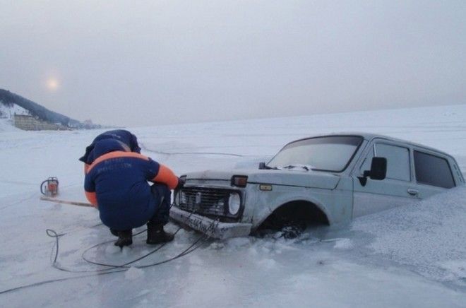 Любителям байкальского льда посвящается