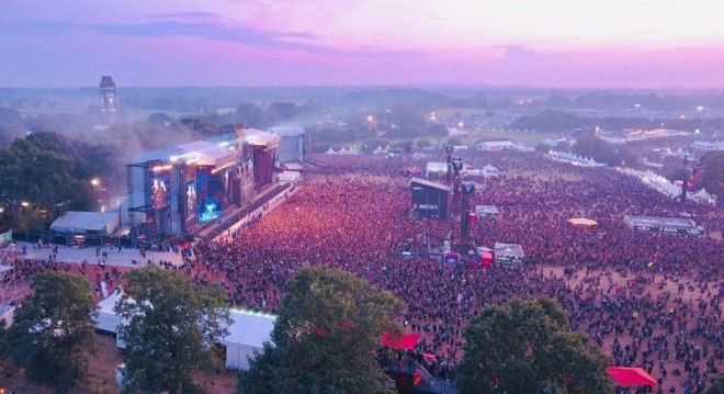Грандиозная тусовка на крупнейшем в мире фестивале тяжелой музыки