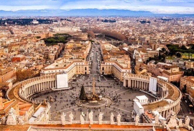 Что может скрывать Ватикан в своих архивах?
